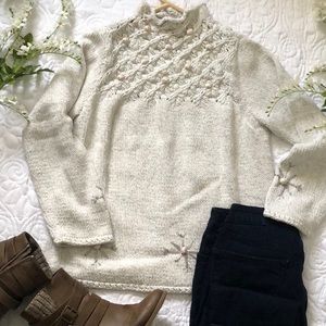 Liz Claiborne • Cozy Sweater